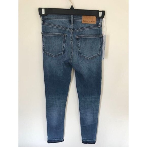 ARITZIA DENIM FORUM Nico Mid Rise Skinny Crop Jeans Size 23 Best Asset Raw Hem - Picture 3 of 9